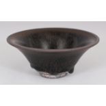 CHINESE SONG STYLE JIAN WARE HARE'S FUR CERAMIC BOWL, applied with a streaked glaze, 5.1in