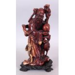 A GOOD QUALITY EARLY 20TH CENTURY SIGNED CHINESE CARVED SOAPSTONE FIGURE OF SHOU LAO, together