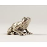 A TINY CAST SILVER MODEL OF A FROG. 3cms. Stamped .925.