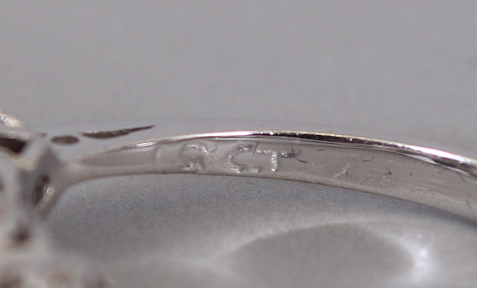 AN 18CT WHITE GOLD FIVE STONE GRADUATED DIAMOND RING of 2cts approx. - Image 2 of 3