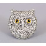 A NOVELTY OWL VESTA CASE.