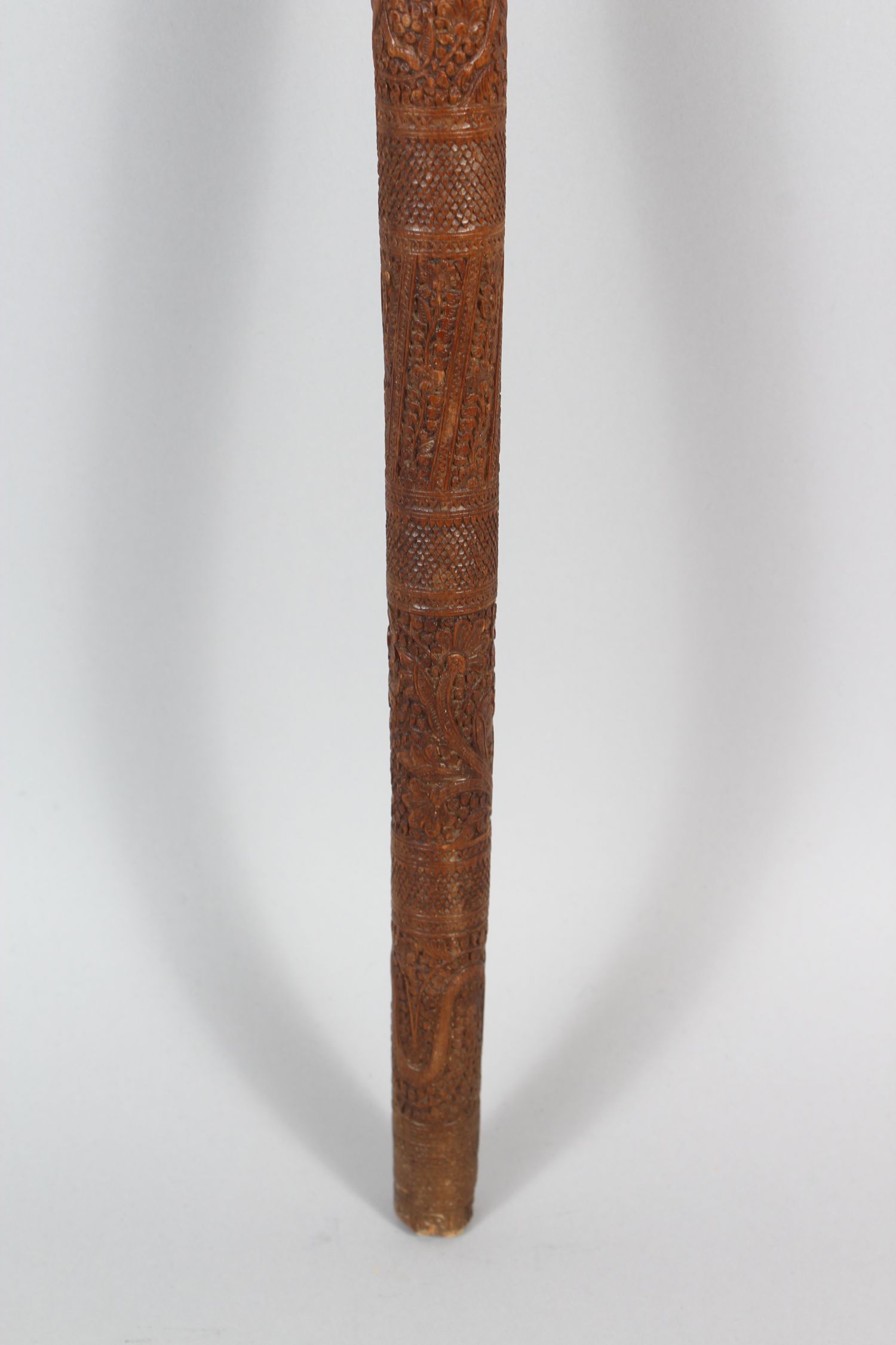 A SIMILAR WALKING STICK, 87cm long. - Image 5 of 7