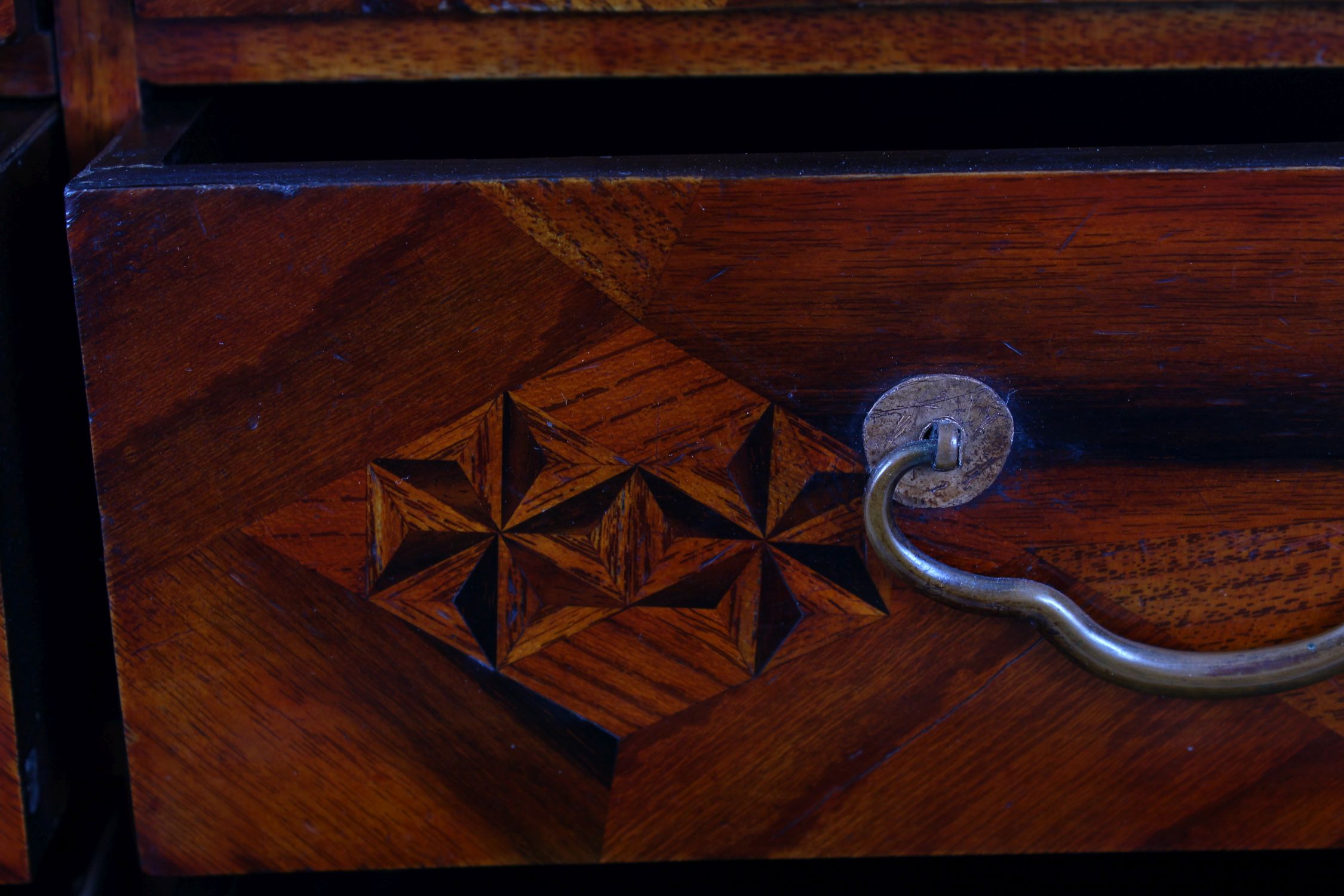 A 19TH CENTURY JAPANESE PARQUETRY CABINET, with double panel doors enclosing 4 drawers over a long - Image 7 of 10