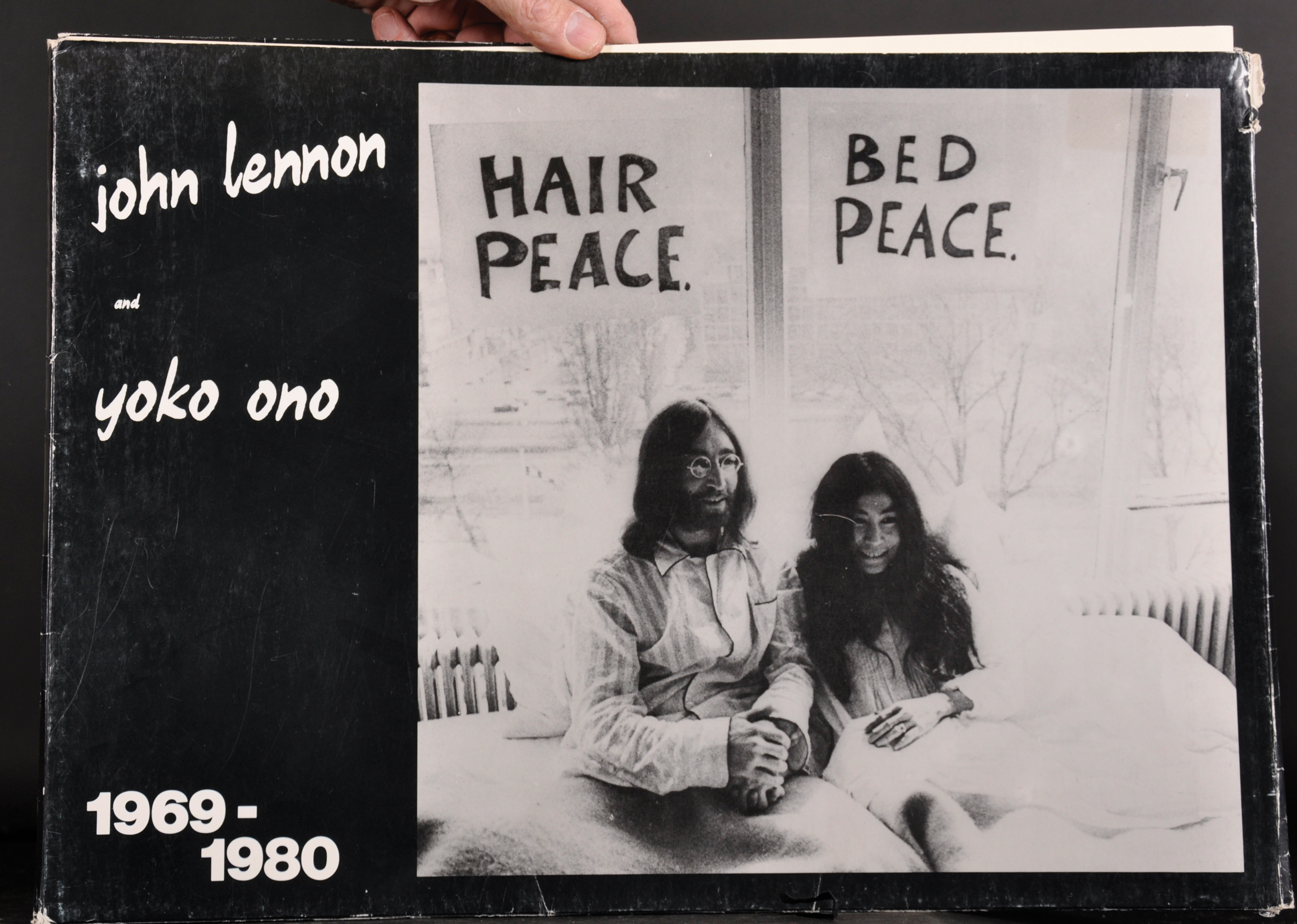 John Lennon (1940-1980) British. 'John Lennon and Yoko Ono, 1969-1980', a Sketch of a Couple in - Image 6 of 6