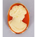 A GOOD OVAL GOLD MOUNTED CAMEO.