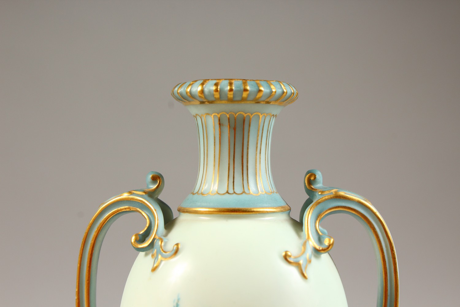 A ROYAL WORCESTER PEDESTAL VASE, No. 1957, pale blue ground decorated with floral sprays. 8.5ins - Image 4 of 7