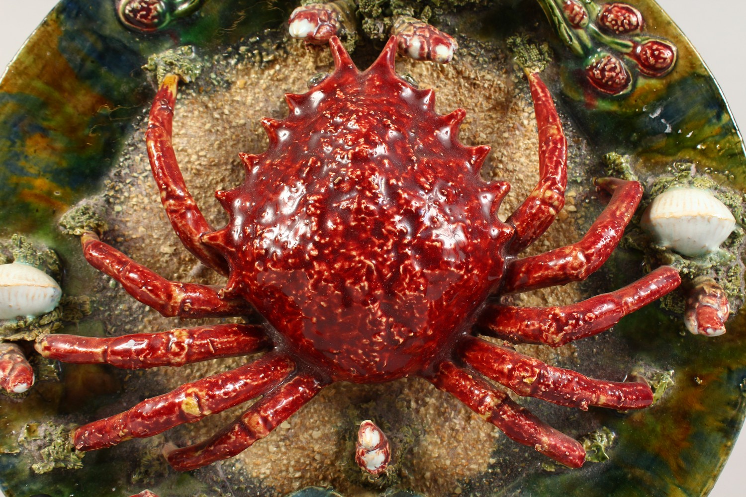 A FRENCH PALISSY TYPE CRAB DISH. 12ins diameter. - Image 3 of 11