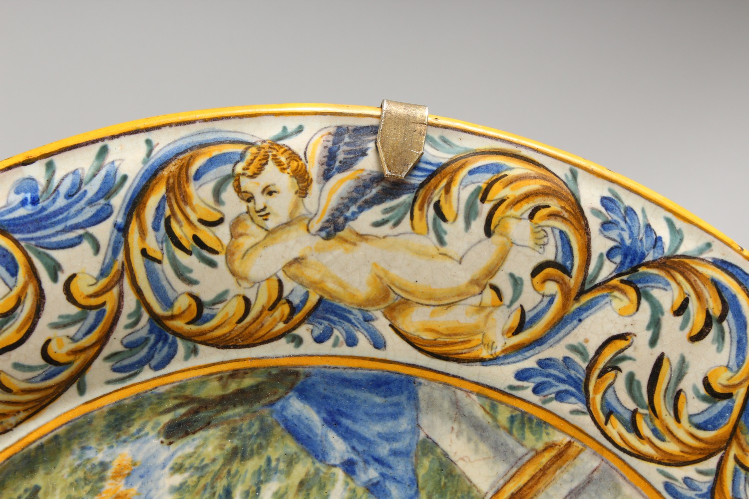 A LARGE ITALIAN MAJOLICA CHARGER with an allegorical scene. 18ins diameter. - Image 4 of 6