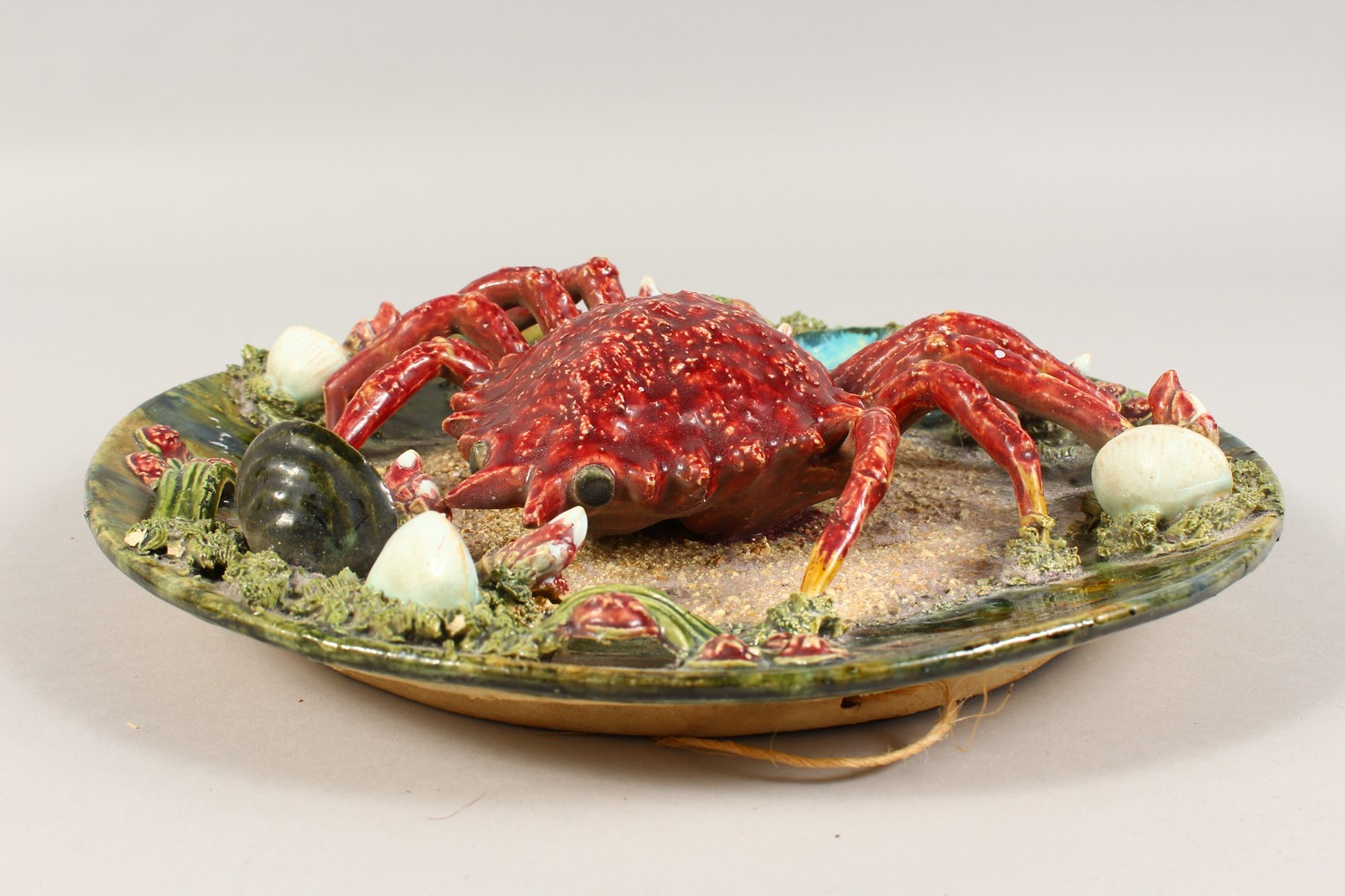 A FRENCH PALISSY TYPE CRAB DISH. 12ins diameter. - Image 7 of 11