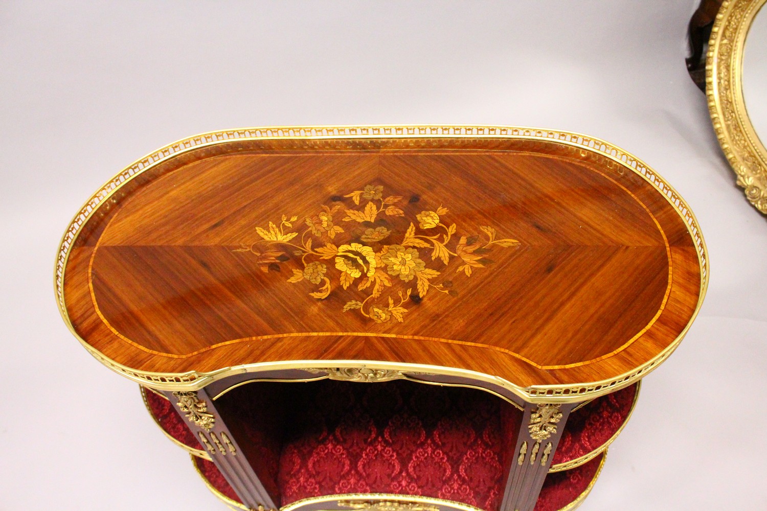 A FRENCH STYLE MARQUETRY AND ORMOLU KIDNEY SHAPED ETAGERE, on cabriole legs. 74cms wide x 79cms high - Image 2 of 6
