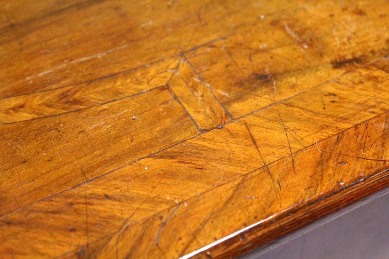 AN EARLY 18TH CENTURY WALNUT CHEST ON STAND, with a herringbone inlaid top, four graduated long - Image 3 of 17