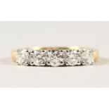 AN 18CT YELLOW GOLD FIVE STONE DIAMOND RING of 1ct.