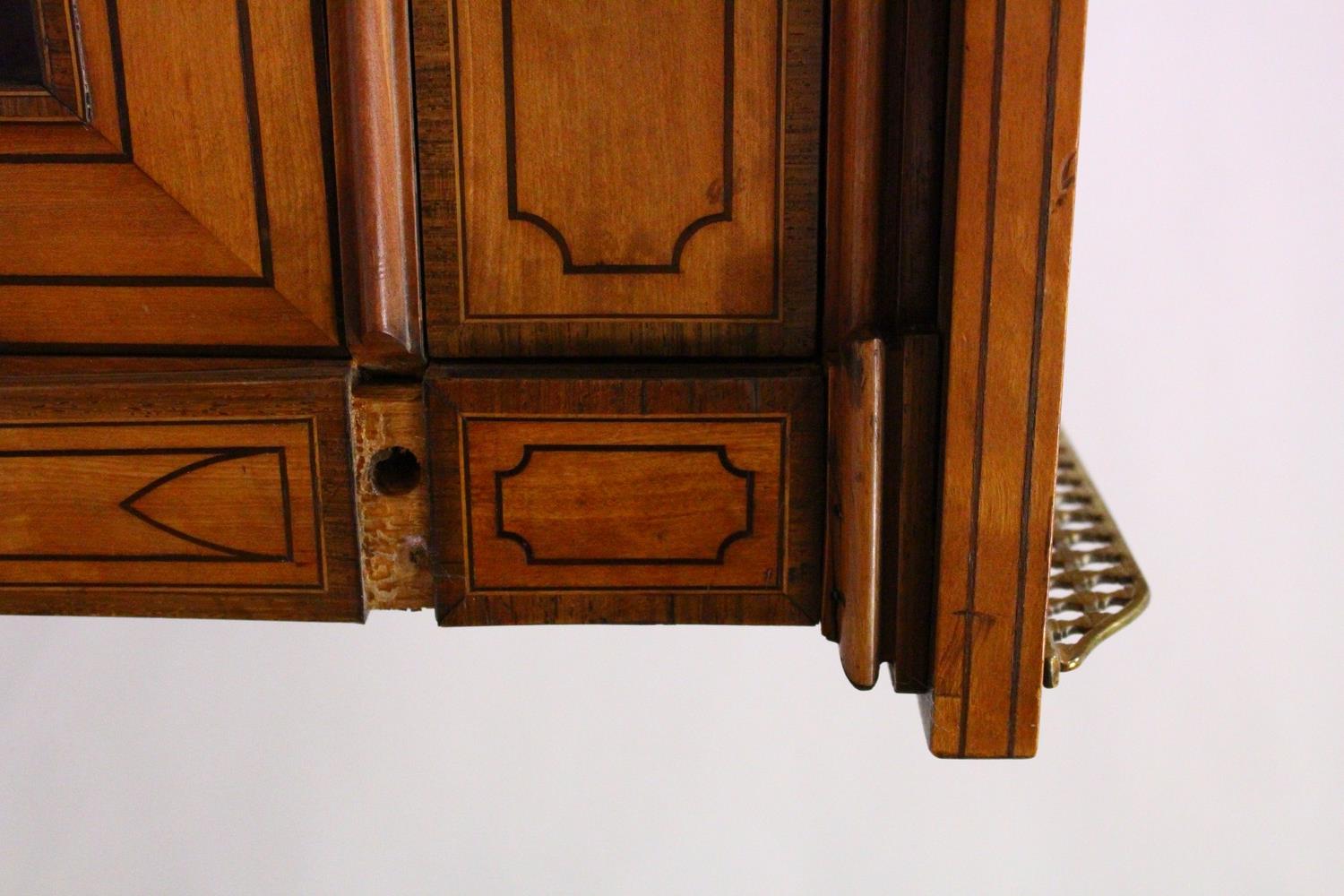 A GOOD 19TH CENTURY SATINWOOD CABINET, with a brass gallery, single frieze drawer over a pair of - Image 5 of 8