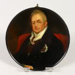 A VERY GOOD STOBWASSER CIRCULAR PAPIER MACHE COVER/LID, No. 7649, painted with a portrait of William