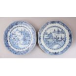 A PAIR OF 19TH CENTURY CHINESE EXPORT BLUE & WHITE PLATES, decorated with landscape scenes, 22.5cm