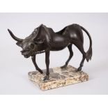 A GOOD CHINESE BRONZE FIGURE / CENSOR IN THE FORM OF A BULL, with its marble stand, 19/20th century,