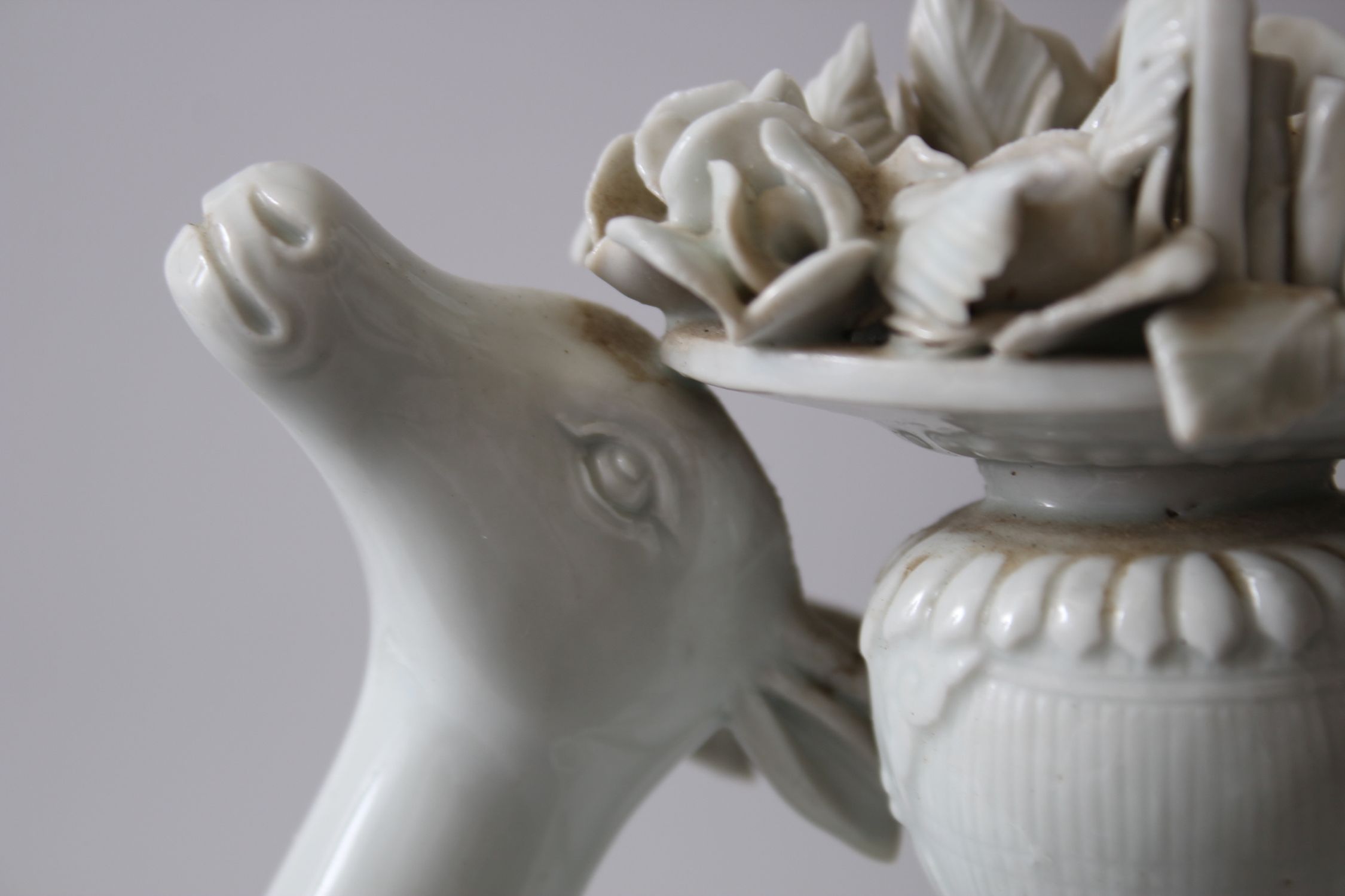 A GOOD 19TH CENTURY CHINESE CHINE DE BLANC PORCELAIN FIGURE OF A DEER, stood upon a rock formed base - Image 5 of 8