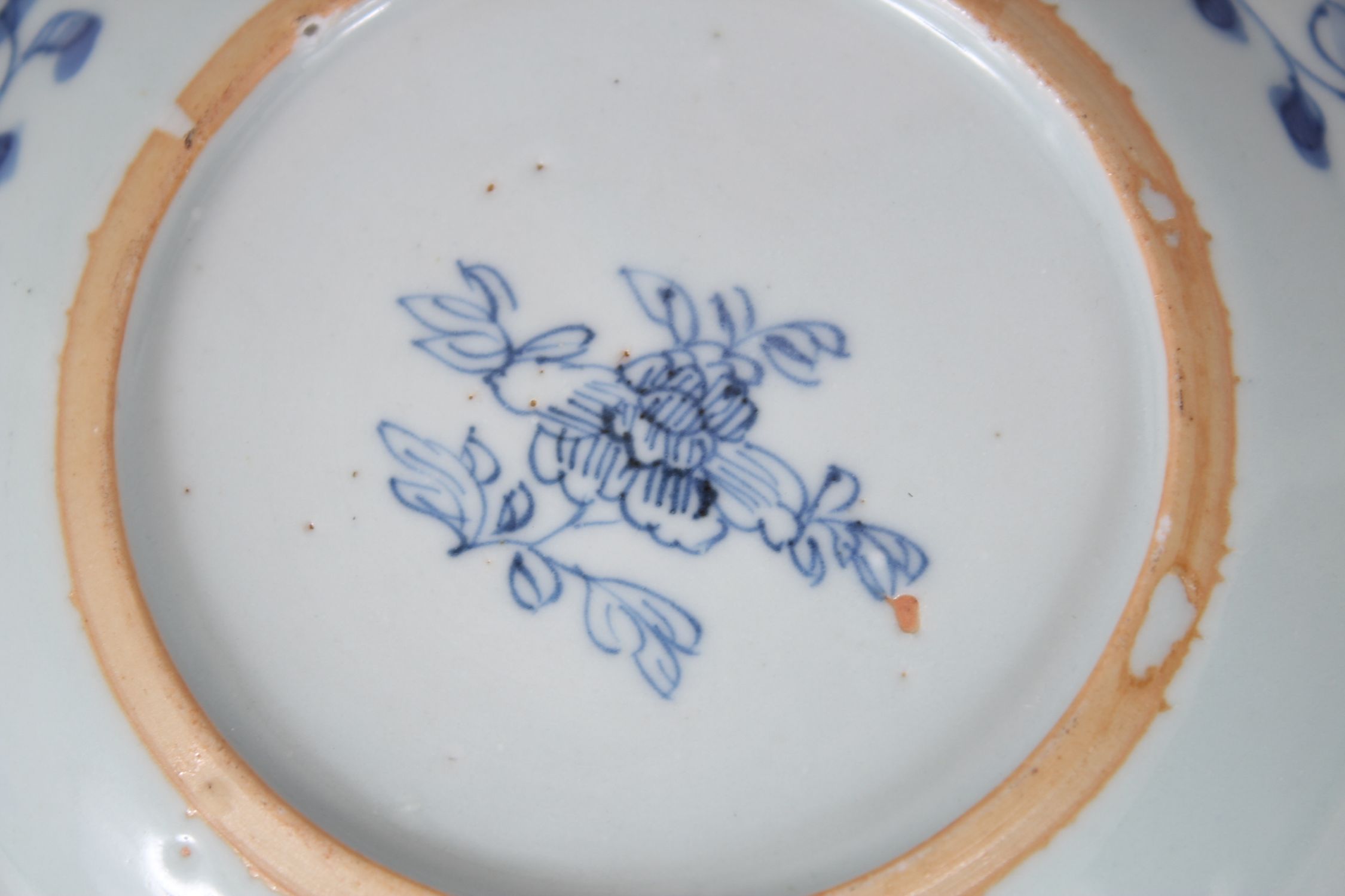 A SET OF SIX 19TH CENTURY CHINESE BLUE & WHITE SAUCERS, each decorated with scenes of figures within - Image 8 of 9
