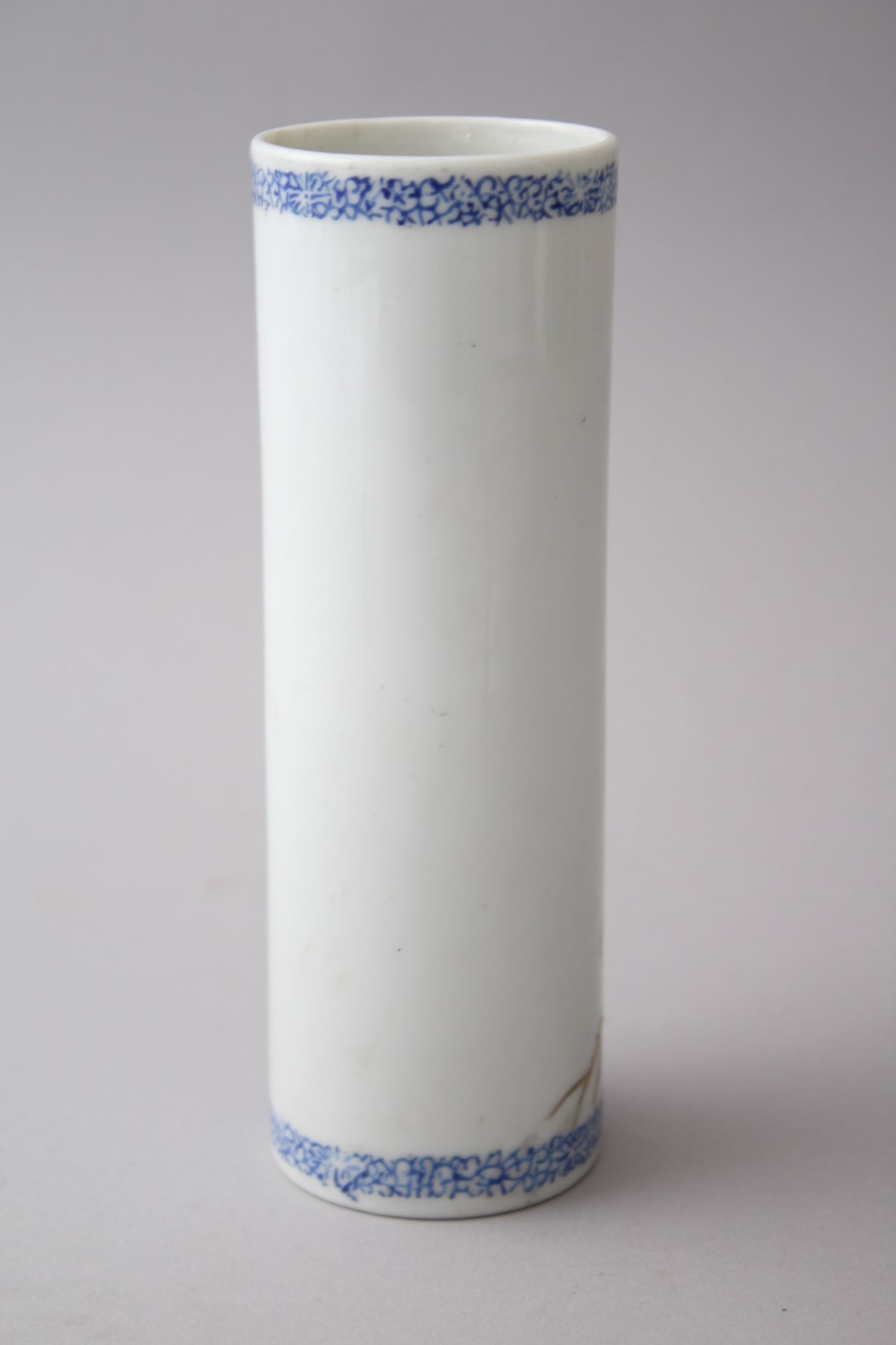 A CHINESE REPUBLICAN BLUE & WHITE CYLINDRICAL PORCELAIN BRUSH POT, with painted enamel scenes of - Image 2 of 5