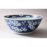 A 19TH / 20TH CENTURY CHINESE PORCELAIN PRUNUS BLOSSOM BOWL, 27.5cm diameter x 11cm high