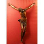 A LARGE 16TH - 17TH CENTURY ITALIAN CARVED FRUITWOOD CORPUS CHRISTI. 126cms long.