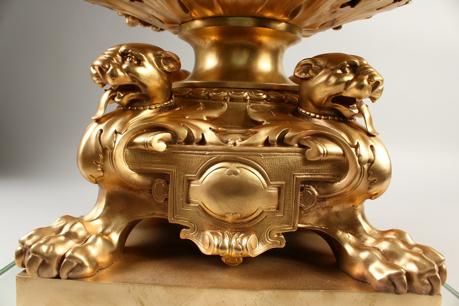 A LARGE AND IMPRESSIVE GILT BRONZE CENTRPIECE, the handles formed as classical female figures, on - Image 7 of 7