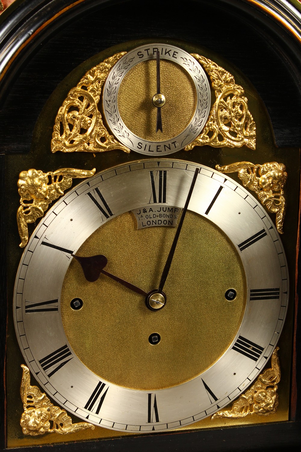 A VERY GOOD 19TH CENTURY LACQUER BRACKET CLOCK by J. & A. JUMP, 1A OLD BOND STREET, LONDON, with - Image 3 of 18