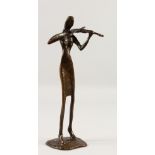 AN UNUSUAL STANDING BRONZE VIOLINIST. 28cms high.