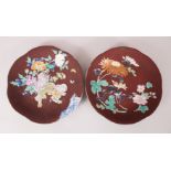 A PAIR OF JAPANESE MEIJI PERIOD IMARI STYLE ENAMELED PORCELAIN PLATES, the plates with beautiful