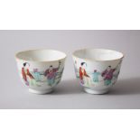 A PAIR OF 19TH / 20TH CENTURY CHINESE FAMILLE ROSE TEA BOWLS, with painted decoration off figures