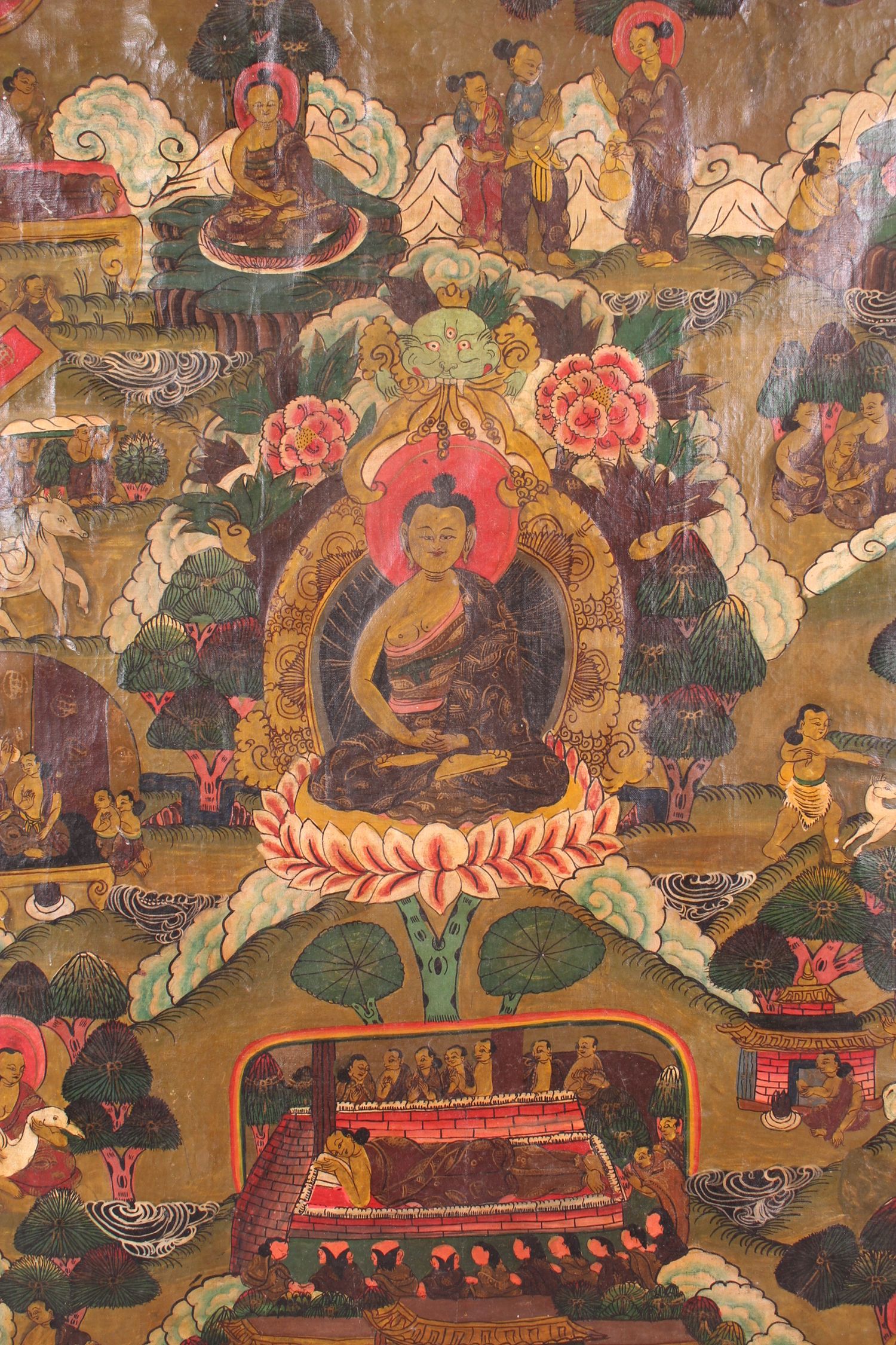 AN EARLY TIBETAN OIL ON CANVAS, 54cm x 41cm. - Image 2 of 5