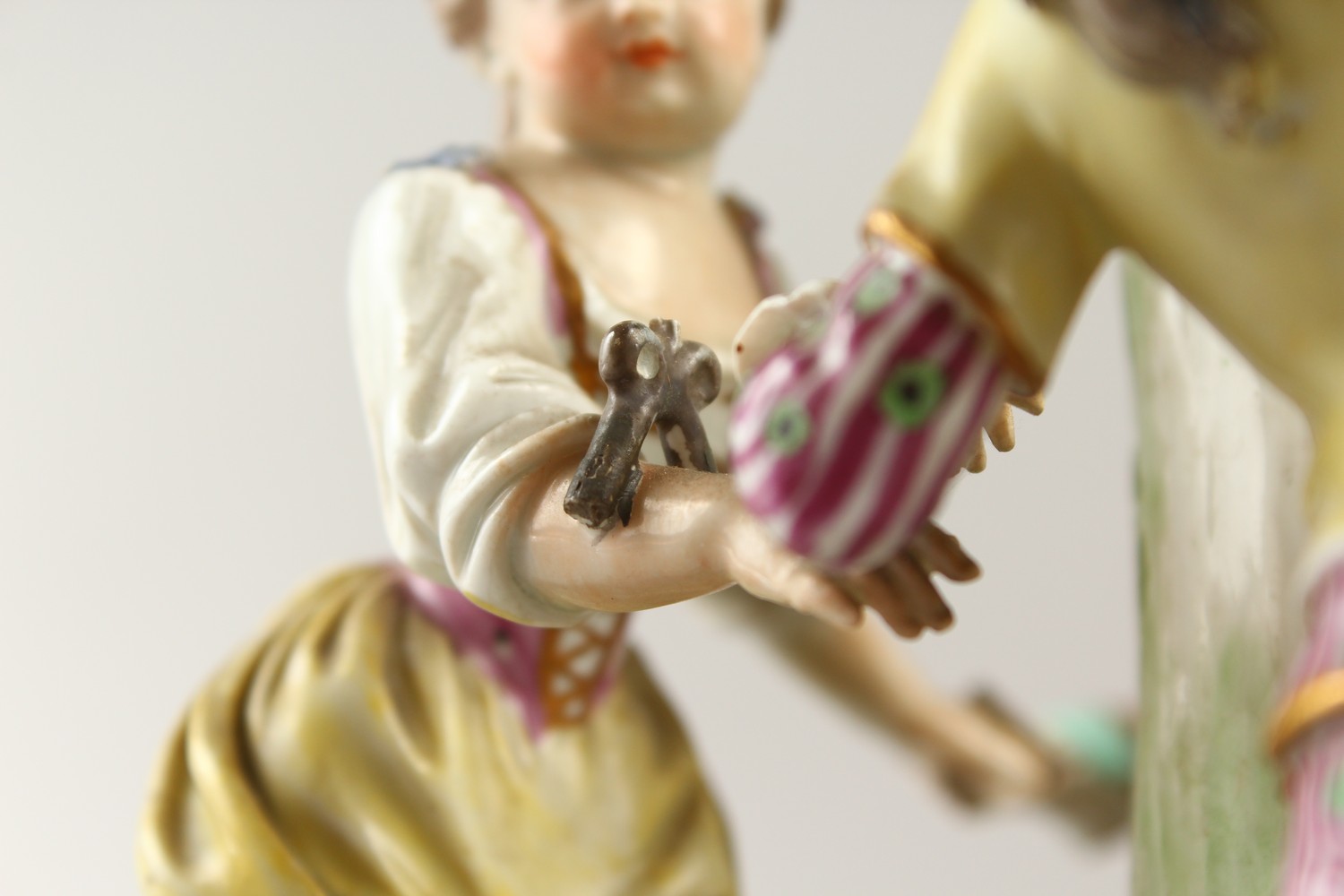 A 19TH CENTURY MEISSEN PATTERN GROUP, "RING-A-RING O' ROSES", four young figures dancing around a - Image 13 of 22