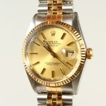A GENTLEMAN'S ROLEX OYSTER PERPETUAL DATEJUST WRISTWATCH, with bi-metal case and strap, box,