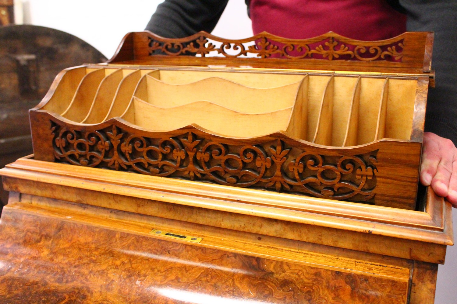 A GOOD VICTORIAN FIGURED WALNUT PIANO TOP DAVENPORT, with rising top, pull out writing surface, four - Image 35 of 35