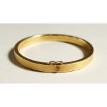 A GOOD GOLD BANGLE.