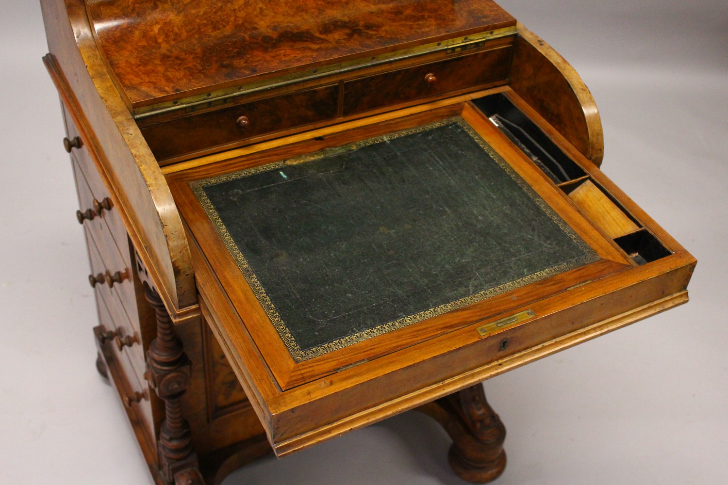 A GOOD VICTORIAN FIGURED WALNUT PIANO TOP DAVENPORT, with rising top, pull out writing surface, four - Image 9 of 35