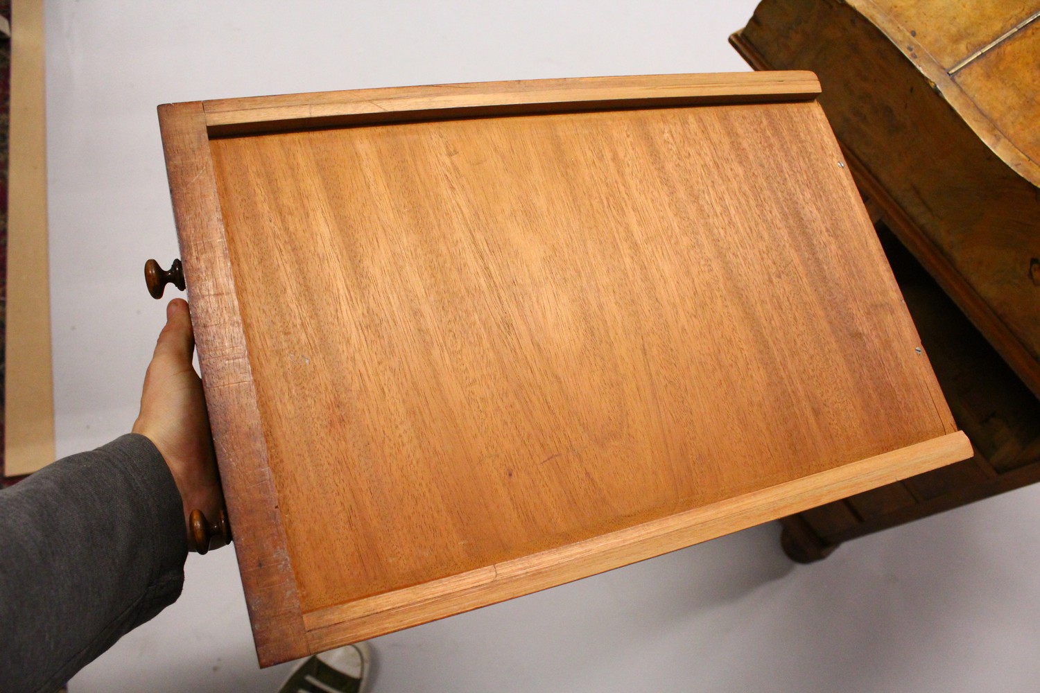 A GOOD VICTORIAN FIGURED WALNUT PIANO TOP DAVENPORT, with rising top, pull out writing surface, four - Image 19 of 35