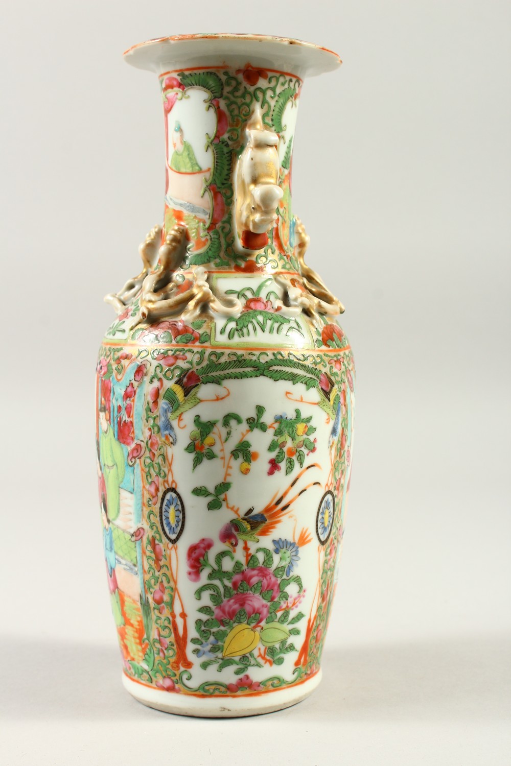 A 19TH CENTURY CHINESE CANTON PORCELAIN VASE, decorated with scenes of figures interior and floral - Image 4 of 8