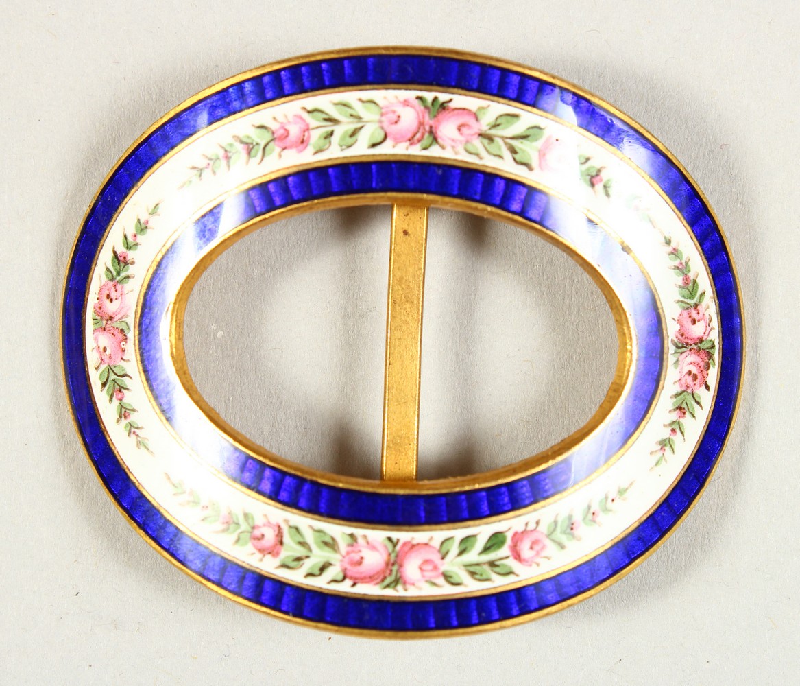 A GOOD SMALL GUILLOCHE AND FLORAL ENAMEL OVAL BUCKLE. 5.5cms wide.