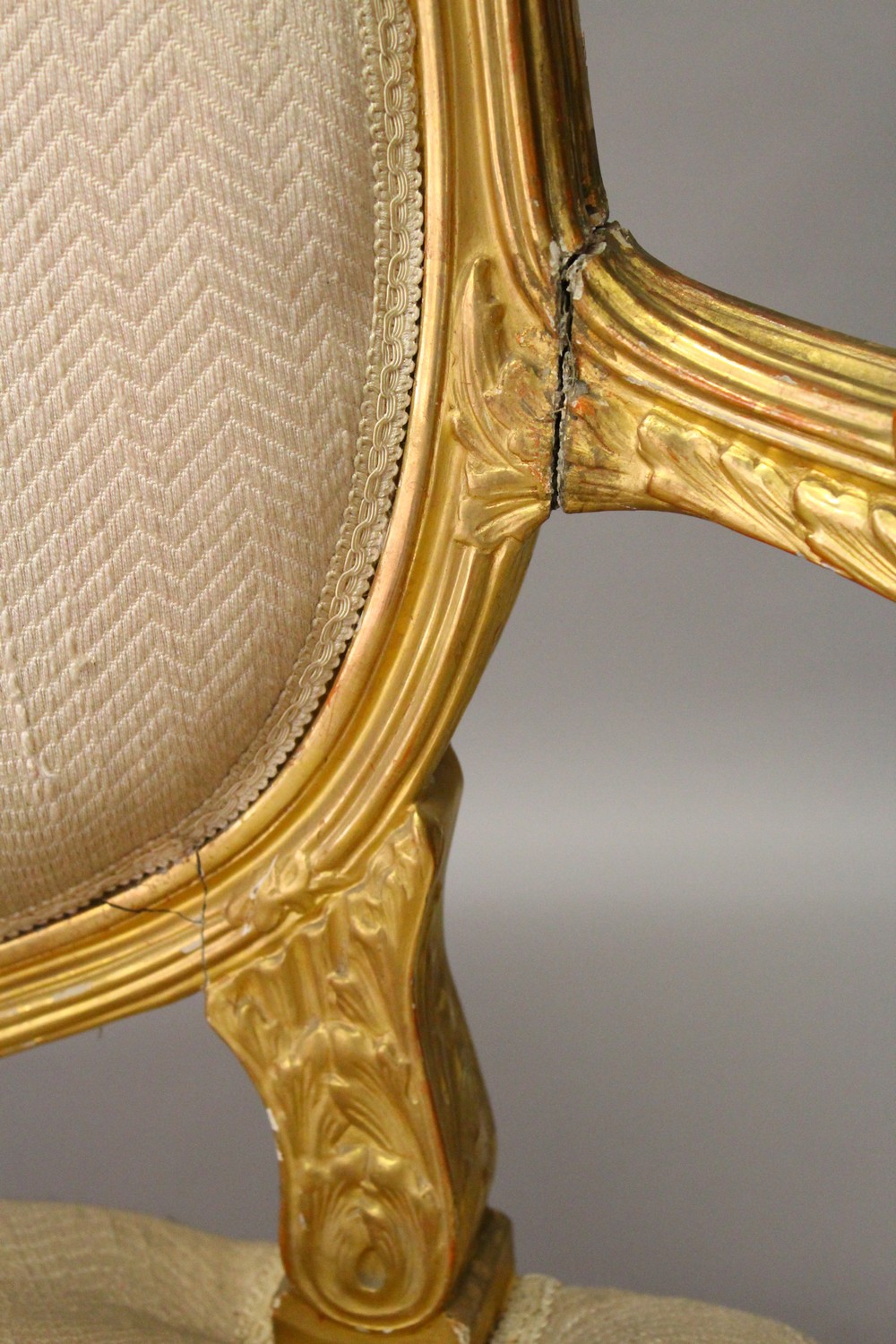 A GOOD LOUIS XVI STYLE GILTWOOD CANAPE, PAIR OF FAUTEUIL and four single chairs with padded backs, - Image 8 of 13