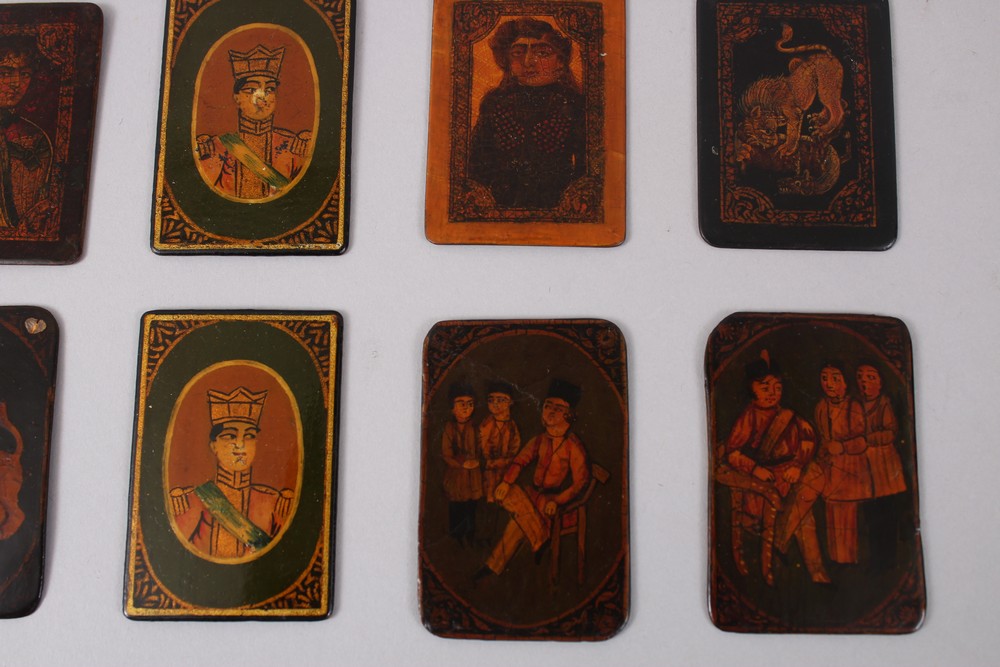 A COLLECTION OF FIFTEEN 19TH CENTURY PERSIAN QAJAR LACQUER PAPIER MACHE PLAYING CARDS - Image 4 of 11