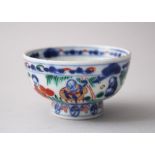 A 20TH CENTURY CHINESE WUCAI PORCELAIN BOWL, with coloured decoration of figures within