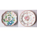 A 19TH CENTURY CHINESE FAMILLE ROSE SAUCER DISH, painted decoration to depict floral scenes , the