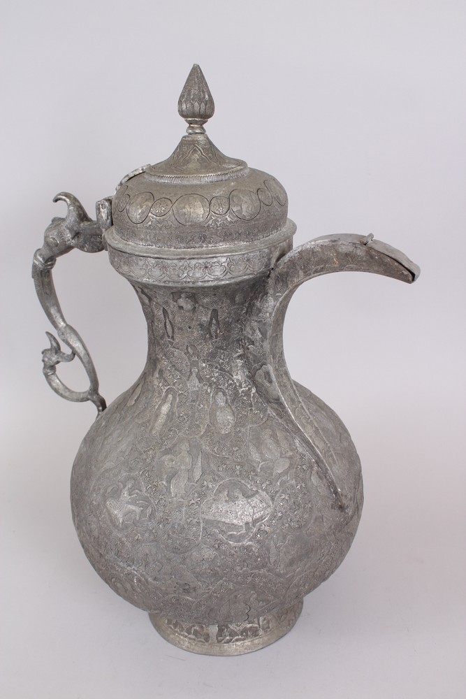 A GOOD 18TH-19TH CENTURY PERSIAN TINNED COPPER JUG with figured decoration. - Bild 2 aus 6