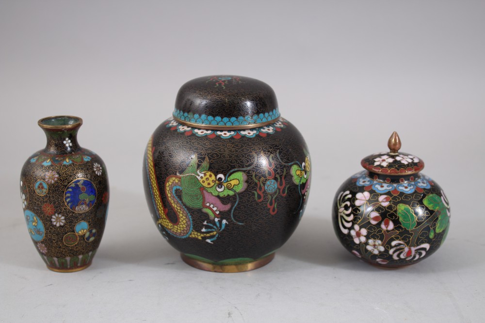 A MIXED LOT OF ORIENTAL CLOISONNE VASES / JAR, consisting of two lidded jars and one smaller vase, - Image 2 of 5