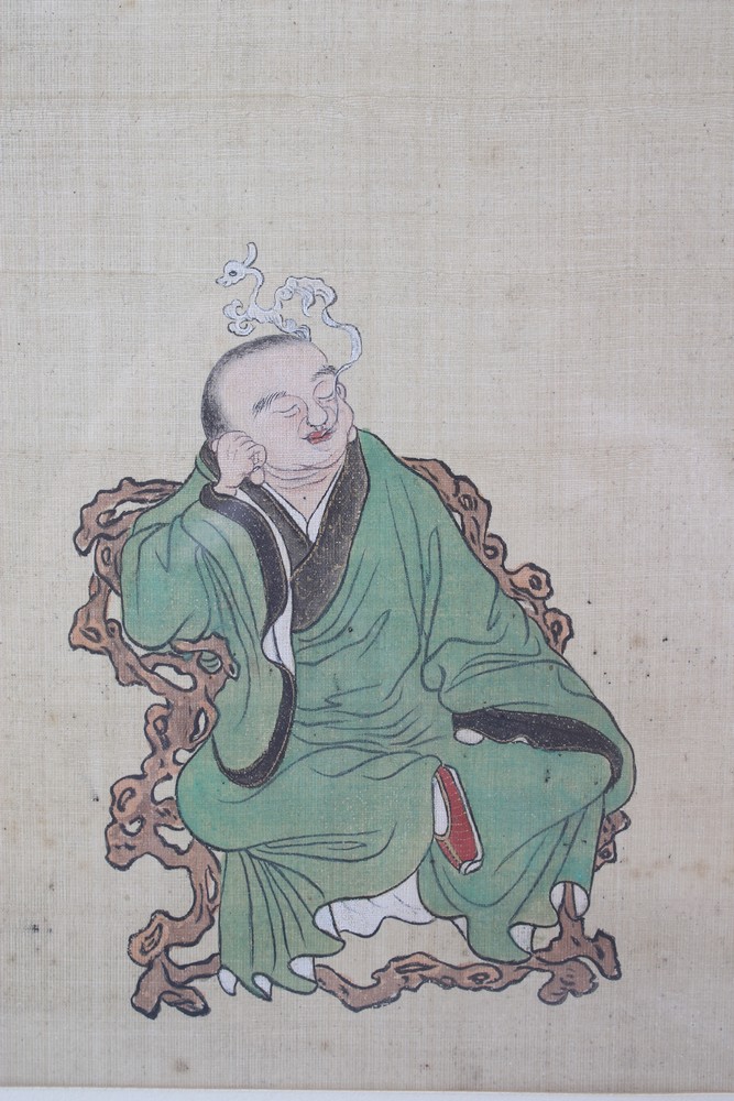 A PAIR OF 19TH CENTURY CHINESE PAINTINGS ON SILK / TEXTILE, each picture of a different seated - Image 2 of 6