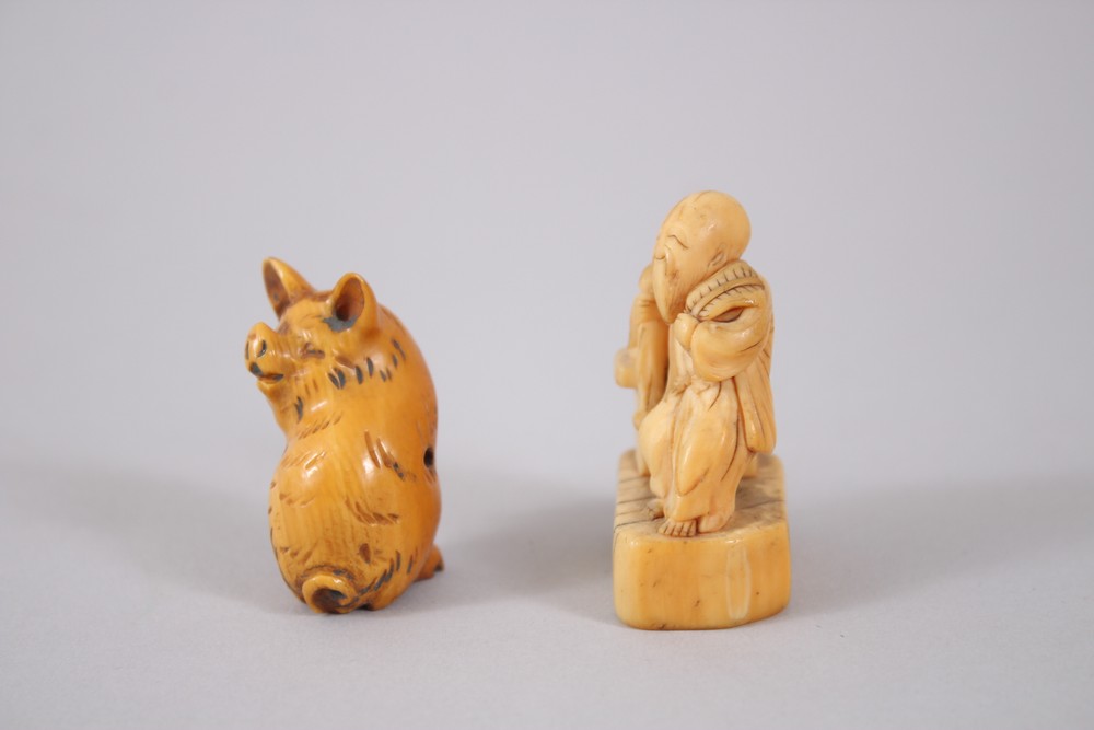 A GOOD JAPANESE EDO PERIOD IVORY NETSUKE OF A SAGE, 4cm high x 3.2cm wide, together with a carved - Image 4 of 4