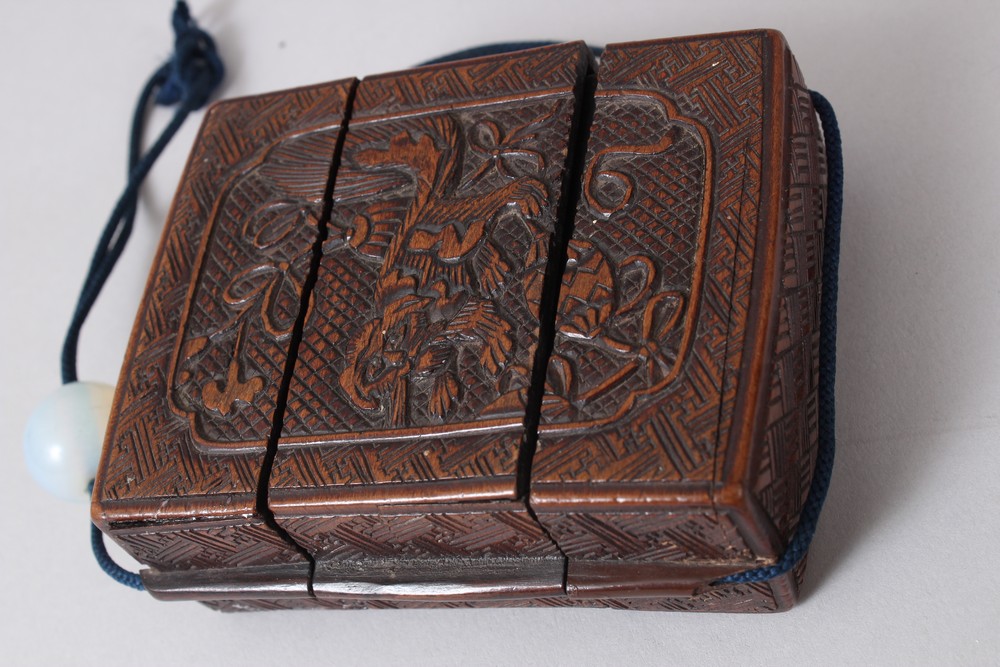 A JAPANESE MEIJI / TAISHO PERIOD CARVED WOODEN TWO CASE INRO, depicting carved scenes of phoenix - Image 2 of 3