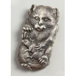A NOVELTY SILVER JAPANESE CAT AND MOUSE VESTA.