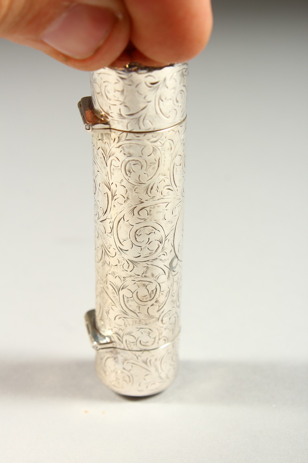 A GOOD VICTORIAN ENGRAVED SILVER DOUBLE ENDED SCENT BOTTLE, one for scent with a glass stopper, - Image 7 of 13